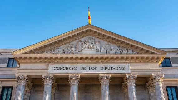 El Congreso de los Diputados convoca 14 becas para la formación práctica en actividades documentales, bibliográficas y archivísticas de la Cámara, para titulados/as universitarios/as en cualquiera de las ramas de Ciencias Sociales y Jurídicas o Huma